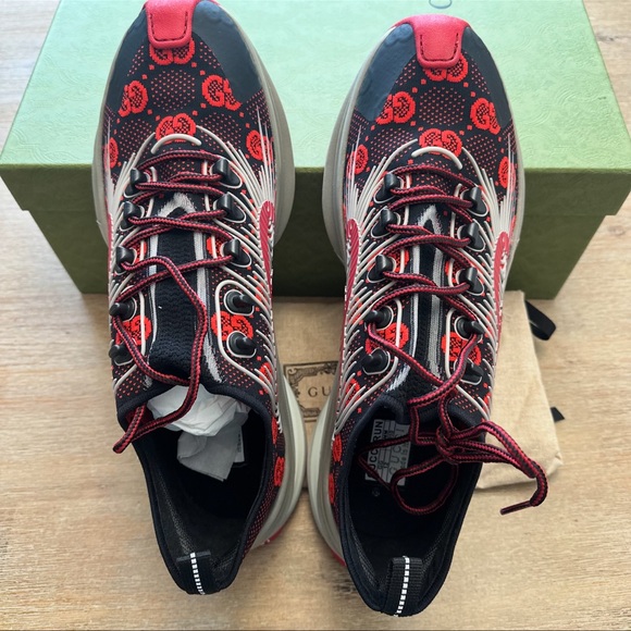 GUCCI Men's GG Technical Knit Run Sneakers Red UK 12 - Picture 7 of 9
